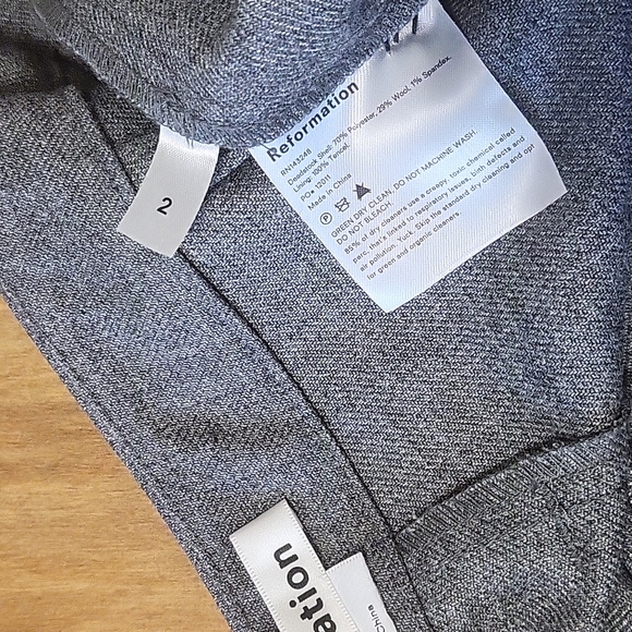 Reformation Peche pant cropped wide leg gray wool trouser size 2 - Picture 5 of 8